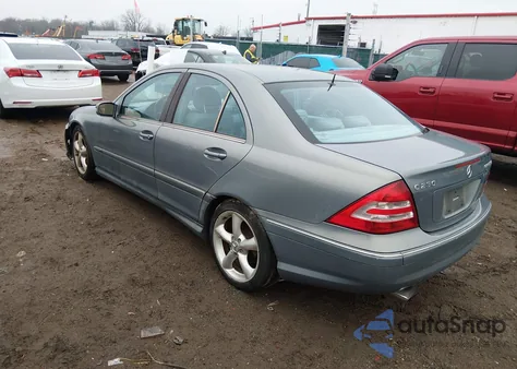 2005 Mercedes-Benz C 230 Kompressor Sport z USA, uszkodzony, nr VIN WDBRF40J65F678728